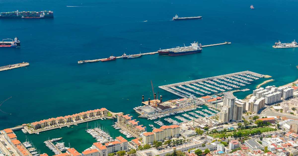 Инцидент между патрульными катерами Гибралтара и катером гражданской гвардии