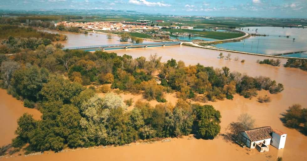 Наводнение в Арагоне: затоплены тысячи гектаров земли